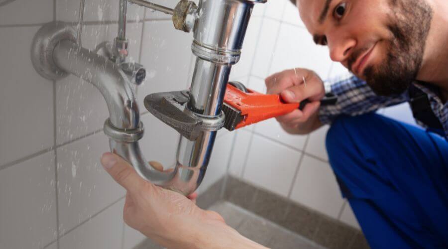 Professional same day plumber services in Racine, MO